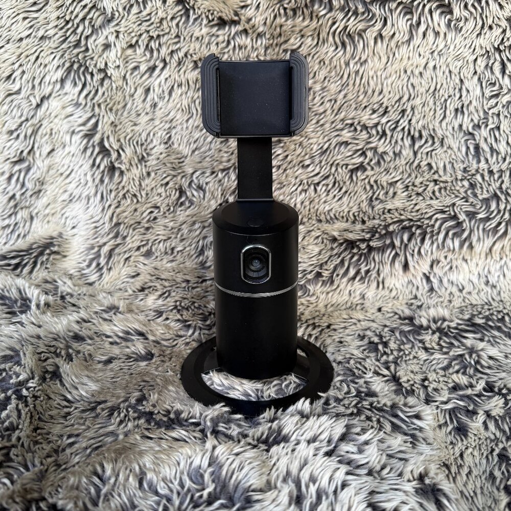 ❌ SOLD ❌ Smart Tracking Tripod with Auto Face Tracking & 360° Rotation